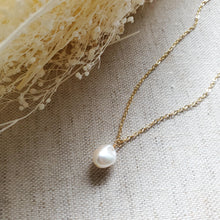 Load image into Gallery viewer, Dainty Baroque Pearl Necklace
